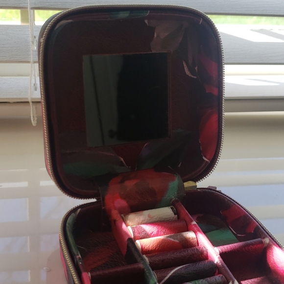 Travel Jewelery Box - Floral - Picture 8 of 8